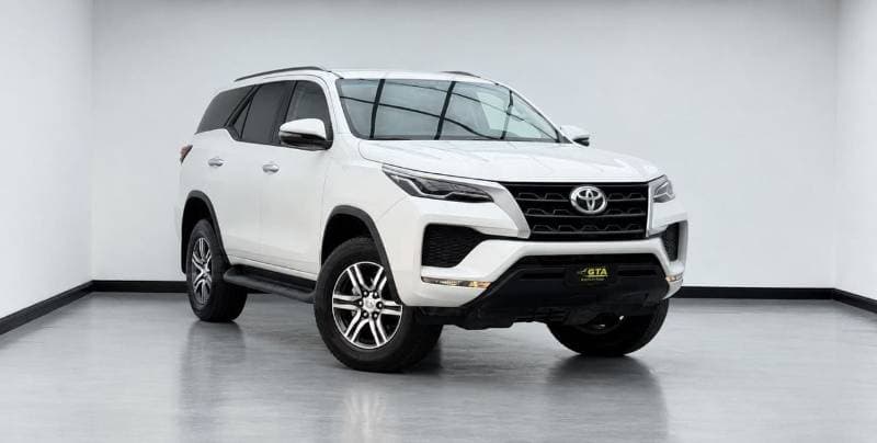 2024 Toyota Fortuner EXR thumbnail 3
