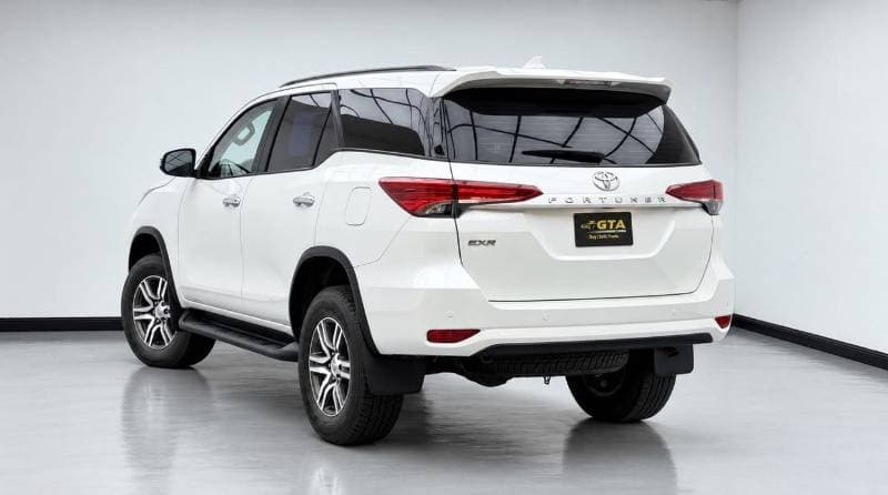 2024 Toyota Fortuner EXR thumbnail 6