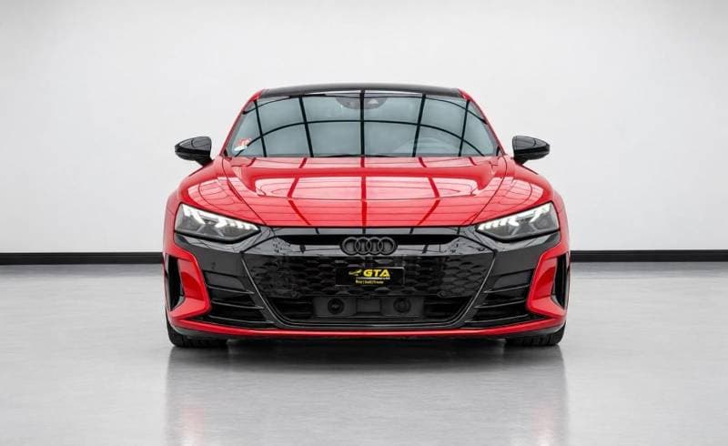 2022 Audi e tron GT thumbnail 2