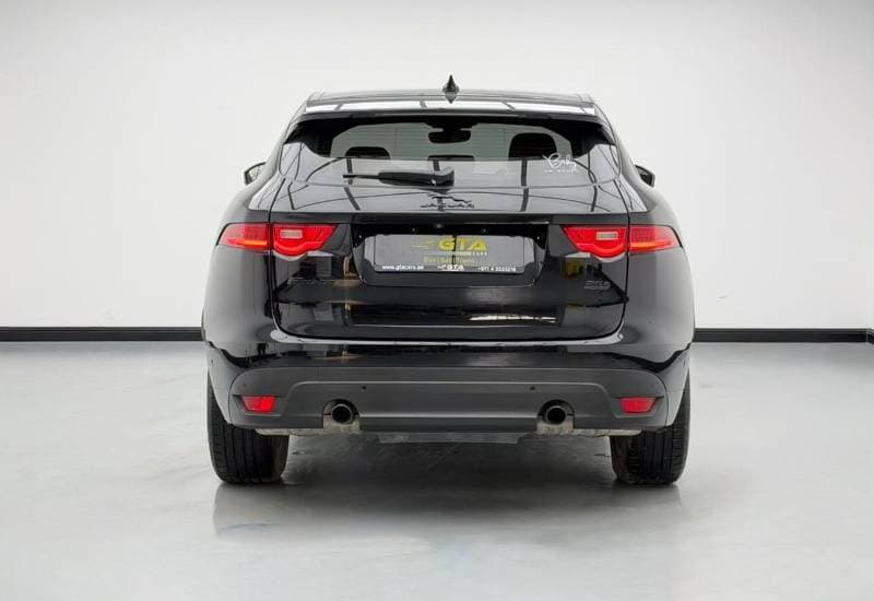 2019 Jaguar F PACE R SPORT thumbnail 5