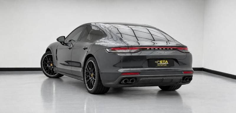 2023 Porsche Panamera 4 thumbnail 6