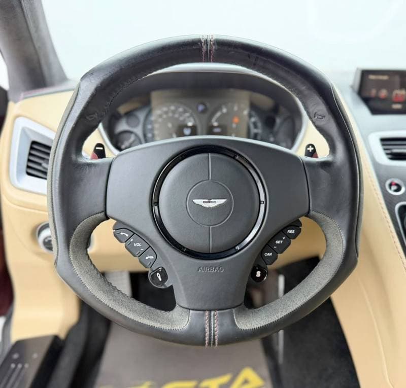 2015 Aston Martin Vanquish STANDARD thumbnail 7
