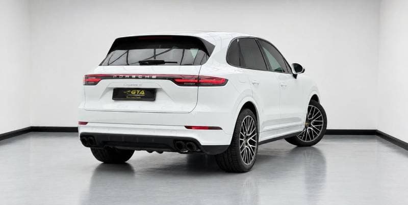 2020 Porsche Cayenne S thumbnail 4