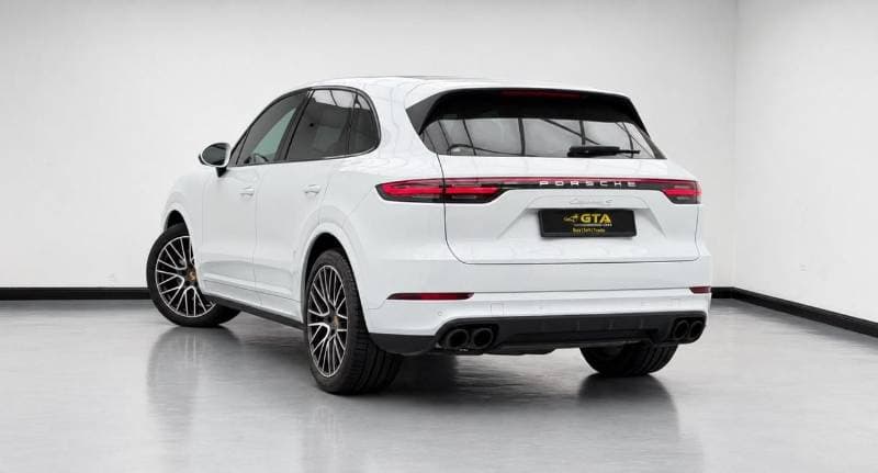2020 Porsche Cayenne S thumbnail 6
