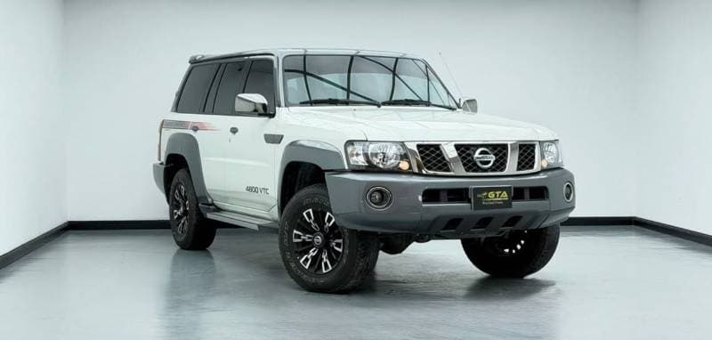 2024 Nissan Patrol SUPER SAFARI thumbnail 3