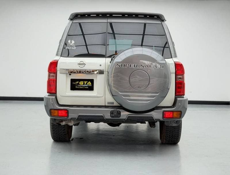 2024 Nissan Patrol SUPER SAFARI thumbnail 5