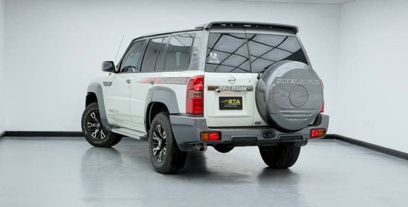 2024 Nissan Patrol SUPER SAFARI thumbnail 6