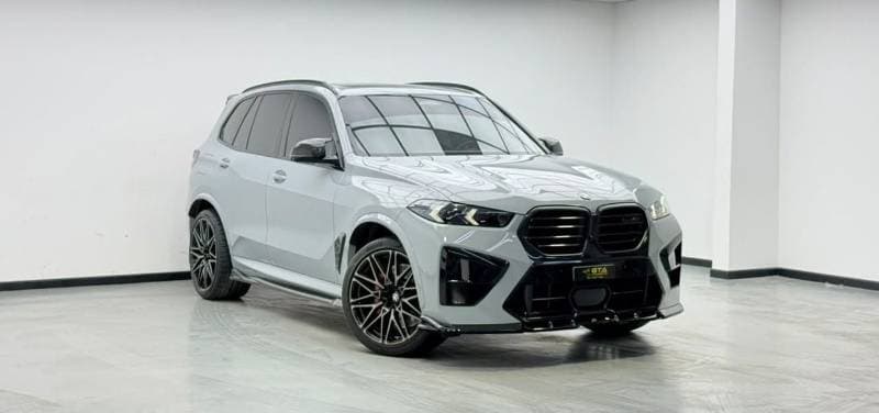 2024 BMW X5 M thumbnail 3