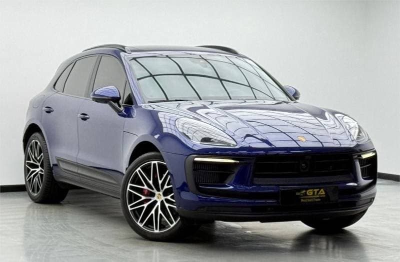 2023 Porsche Macan S thumbnail 3