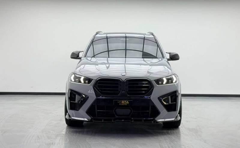 2024 BMW X5 M thumbnail 2