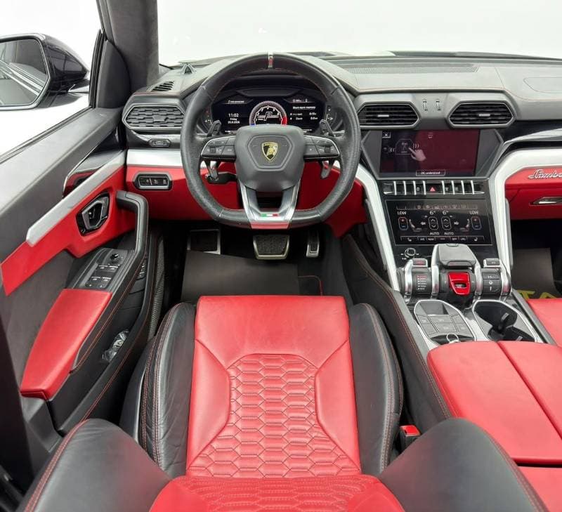 2019 Lamborghini Urus STANDARD thumbnail 8