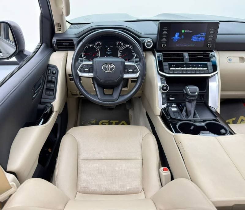 2022 Toyota Land Cruiser GXR thumbnail 8