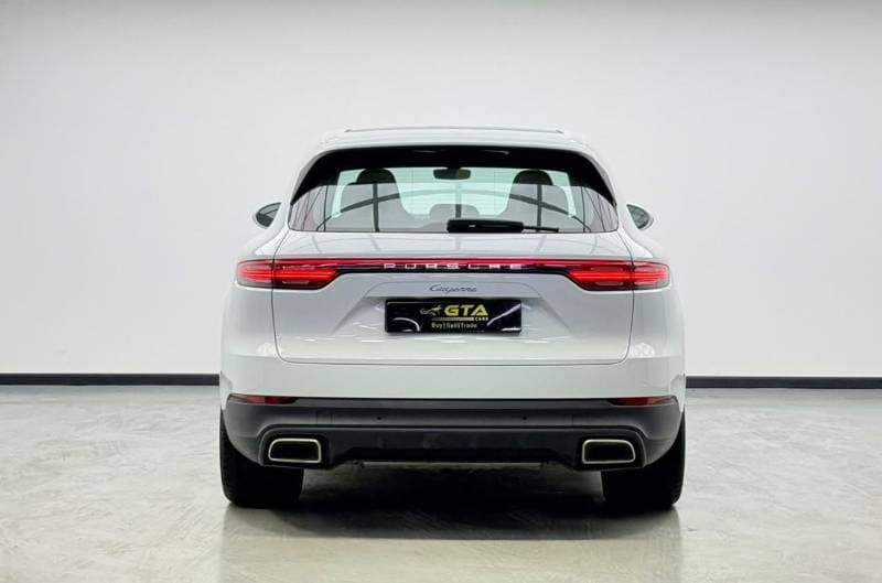 2019 Porsche Cayenne STANDARD thumbnail 5