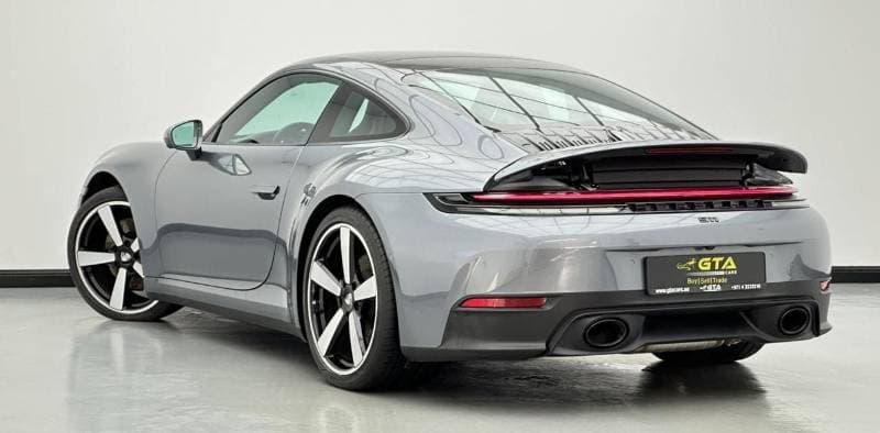 2025 Porsche 911 CARRERA thumbnail 6