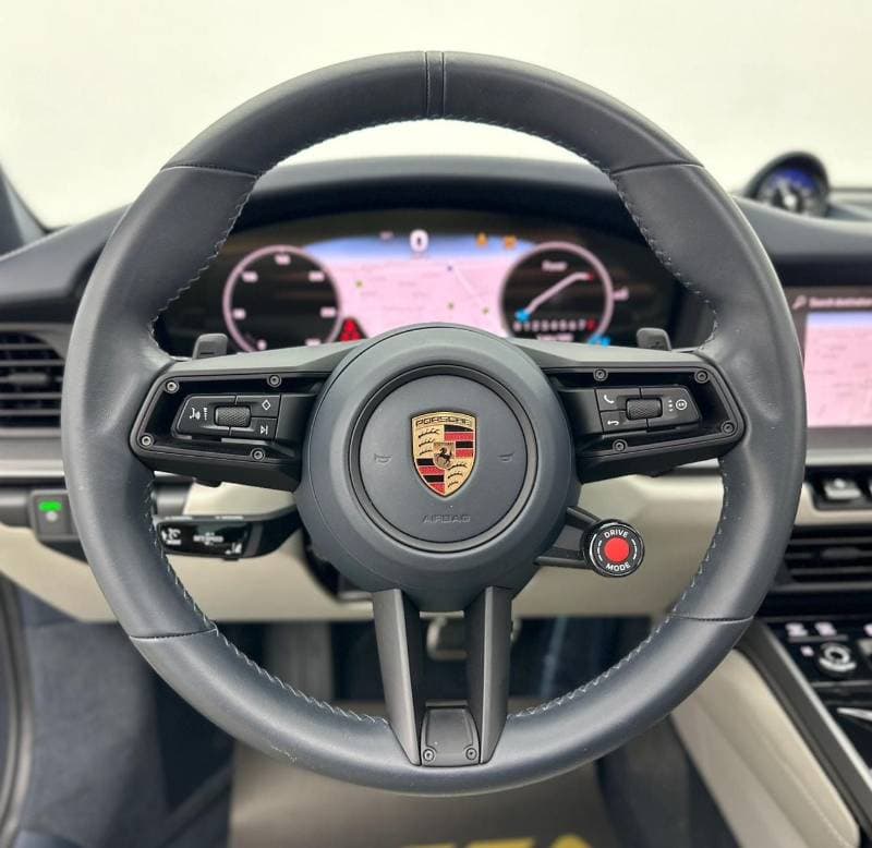 2025 Porsche 911 CARRERA thumbnail 7