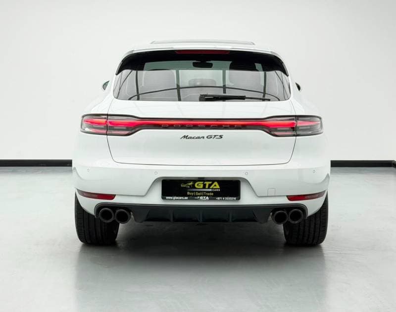 2020 Porsche Macan GTS thumbnail 5