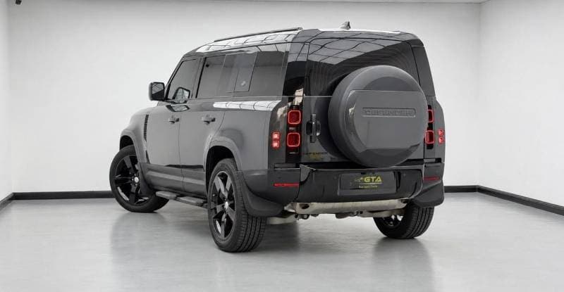 2024 Land Rover Defender 110 HSE P400 thumbnail 6