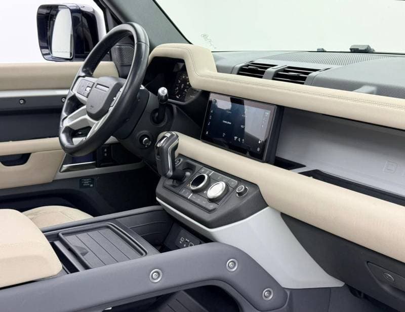 2020 Land Rover Defender 110 SE P400 thumbnail 7