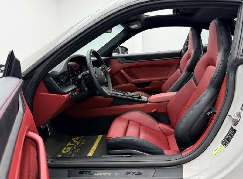 2026 Porsche 911 CARRERA GTS thumbnail 8