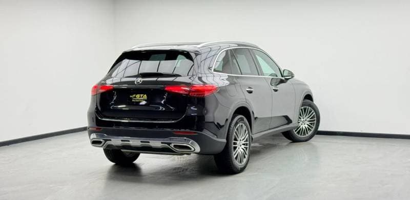 2025 Mercedes Benz GLC 300 AMG PREMIUM thumbnail 4