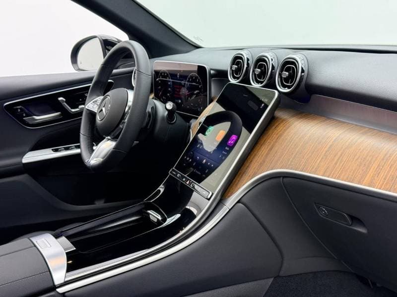 2025 Mercedes Benz GLC 300 AMG PREMIUM thumbnail 7