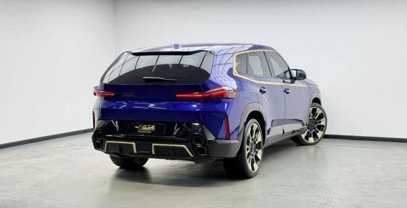 2023 BMW XM M SPORT thumbnail 4