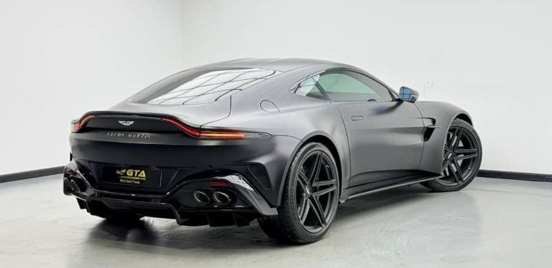 2025 Aston Martin Vantage STANDARD thumbnail 4