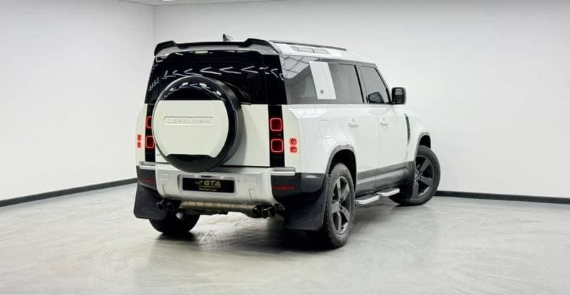 2024 Land Rover Defender 110 HSE P400 thumbnail 4