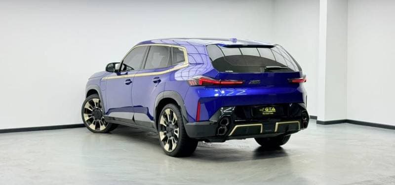 2023 BMW XM M SPORT thumbnail 6