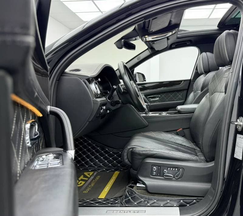 2017 Bentley Bentayga FIRST EDITION thumbnail 8
