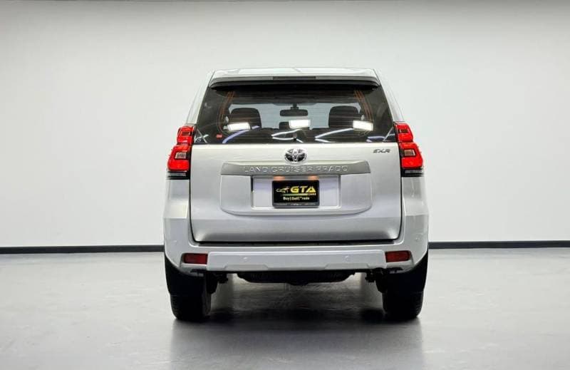 2019 Toyota Prado EXR thumbnail 5