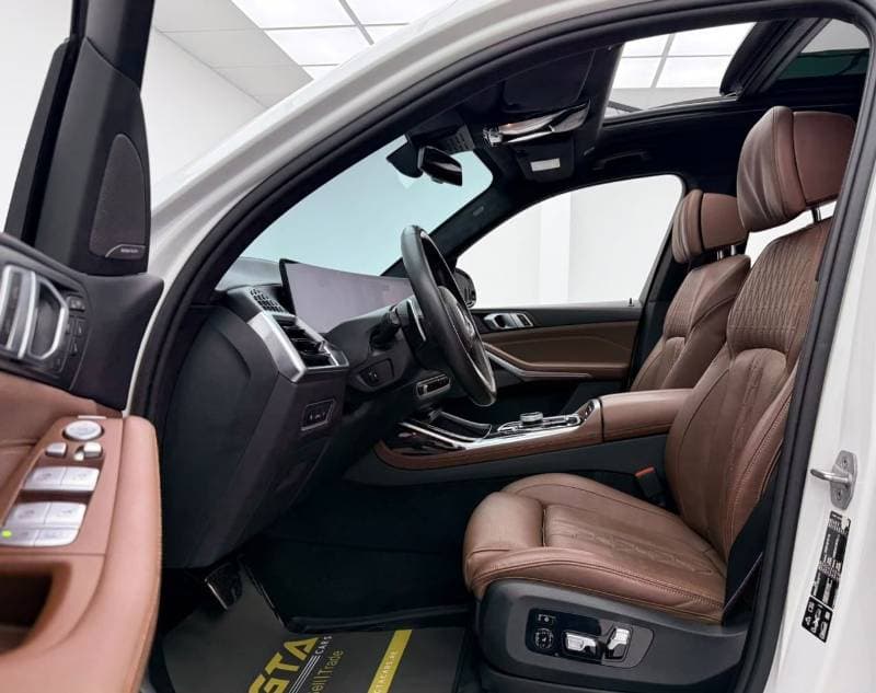 2024 BMW X7 XDRIVE40i LUXURY M SPORT PACKAGE thumbnail 8