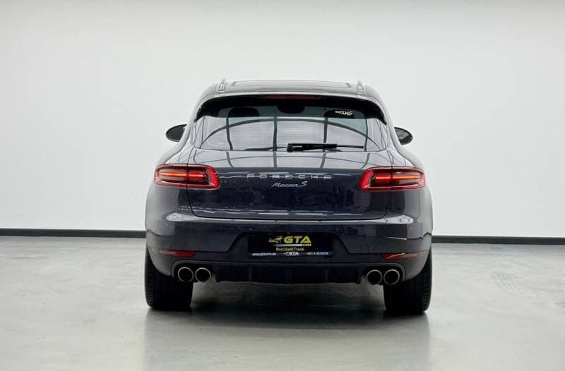 2017 Porsche Macan S thumbnail 5