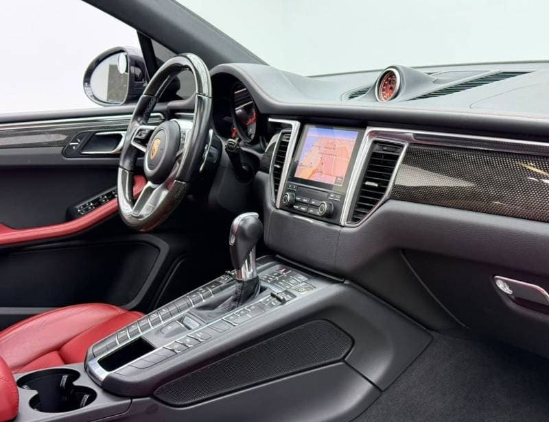 2017 Porsche Macan S thumbnail 7