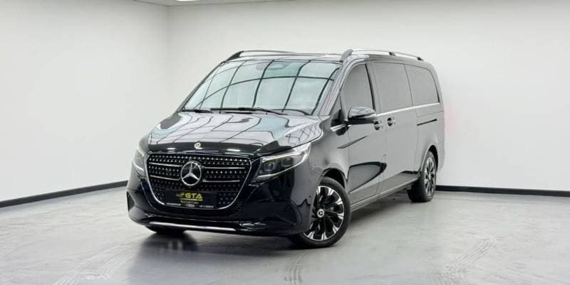 2025 Mercedes Benz V300 AVANTGARDE thumbnail 3