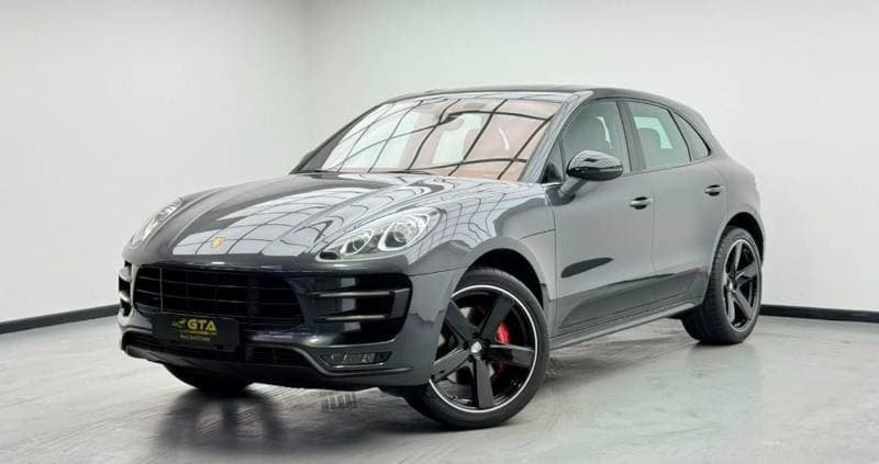 2017 Porsche Macan TURBO thumbnail 3