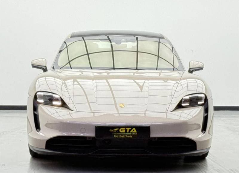 2021 Porsche Taycan 4S thumbnail 2