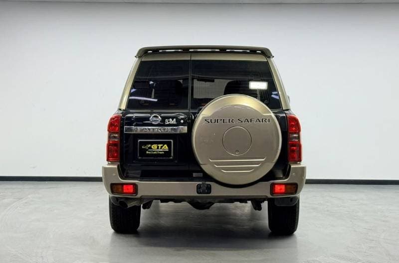 2021 Nissan Patrol SUPER SAFARI thumbnail 5