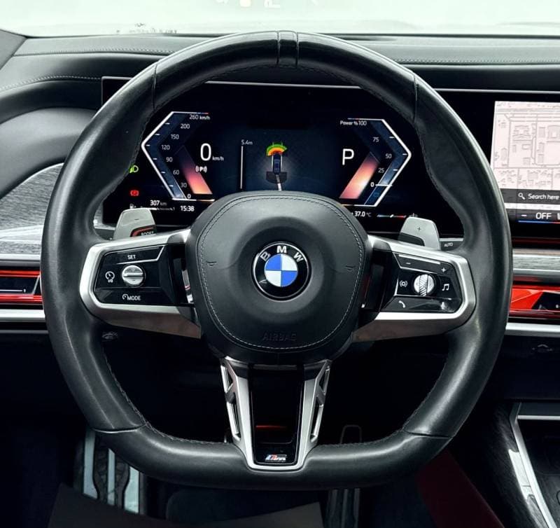 2023 BMW 735i STANDARD thumbnail 7
