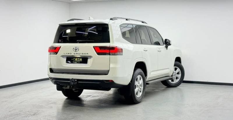 2025 Toyota Land Cruiser EXR thumbnail 6