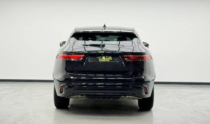 2021 Jaguar F PACE SE P250 thumbnail 5