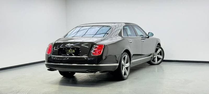 2016 Bentley Mulsanne STANDARD thumbnail 6
