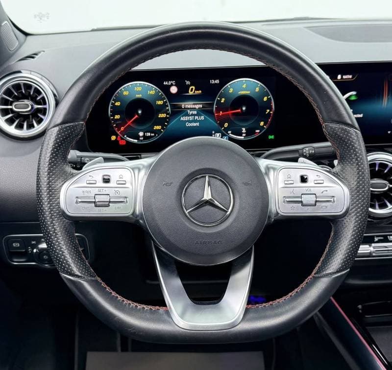 2022 Mercedes Benz GLA 200 STANDARD thumbnail 7