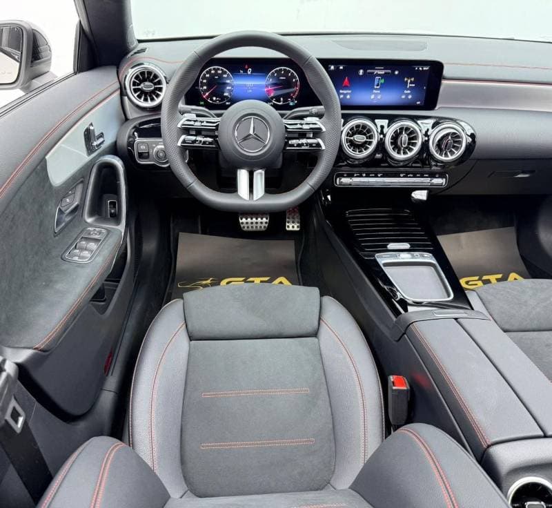 2025 Mercedes Benz CLA 200 AMG thumbnail 8