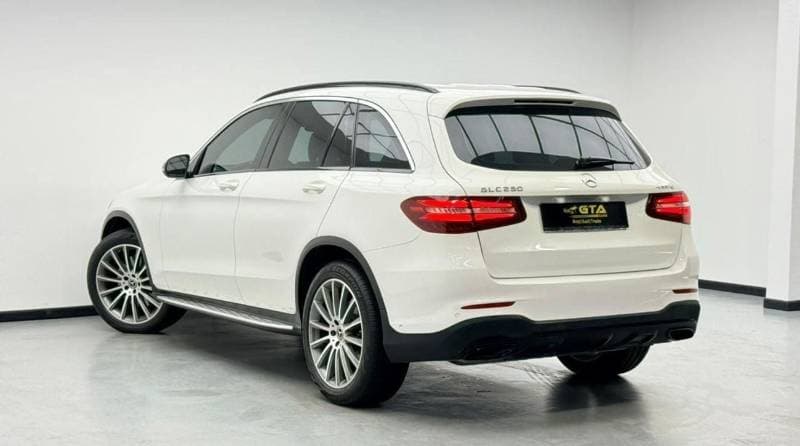 2018 Mercedes Benz GLC250 thumbnail 5