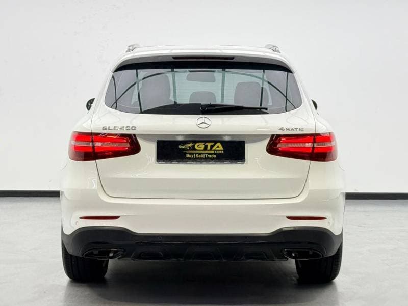 2018 Mercedes Benz GLC250 thumbnail 3