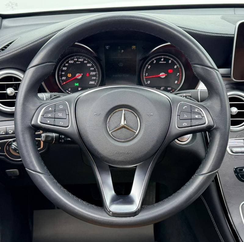 2018 Mercedes Benz GLC250 thumbnail 7
