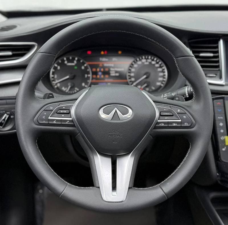 2024 Infiniti QX50 LUXE thumbnail 7
