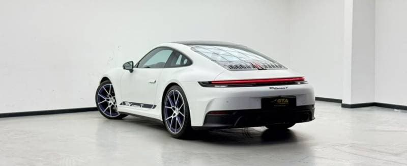 2025 Porsche 911 CARRERA T thumbnail 4