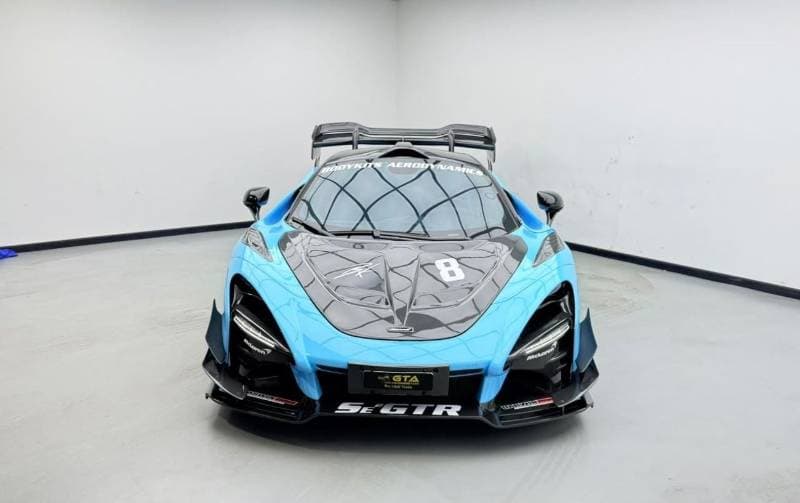 2018 McLaren 720S PERFORMANCE thumbnail 5